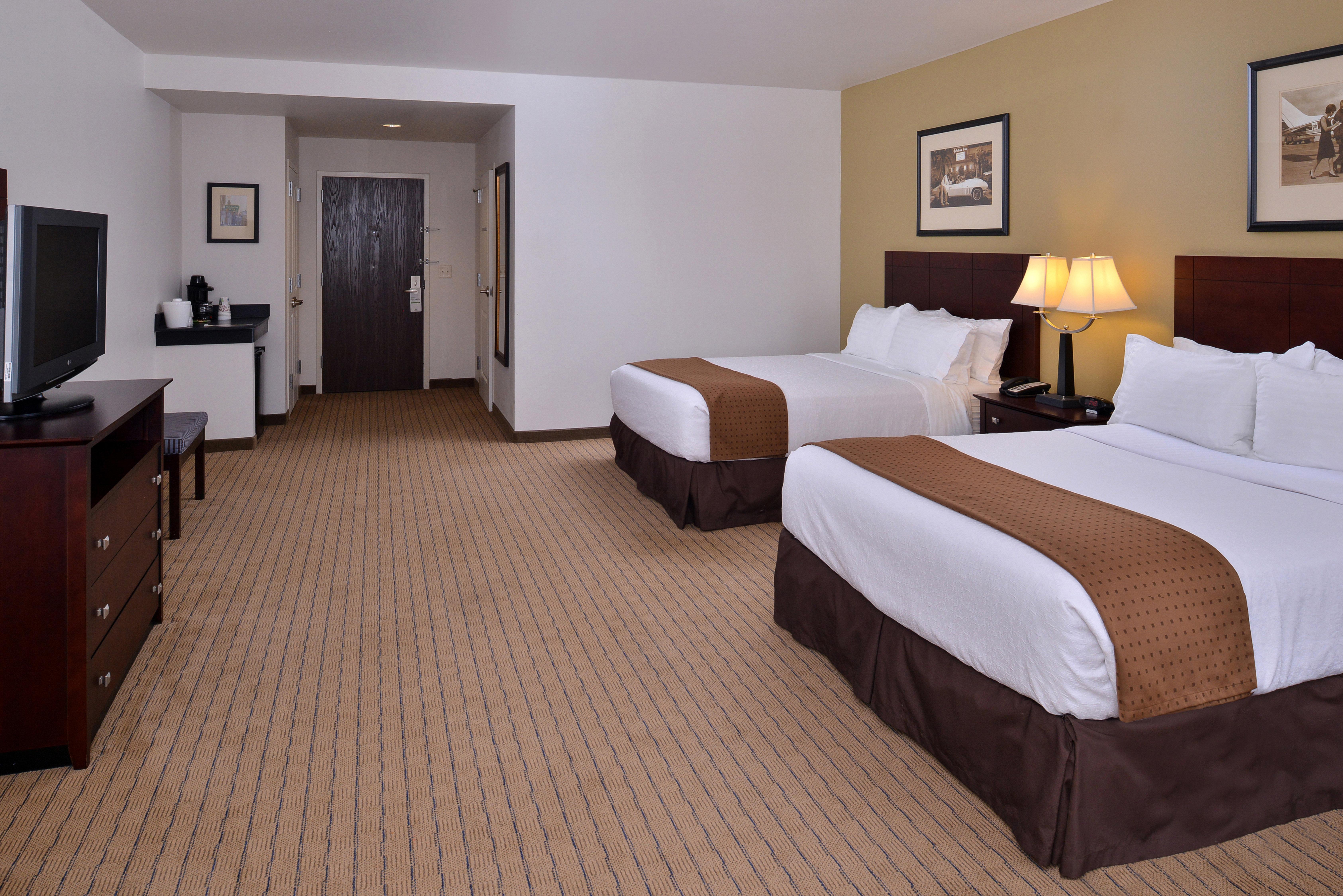 Holiday Inn Madison At The American Center By Ihg Exteriér fotografie