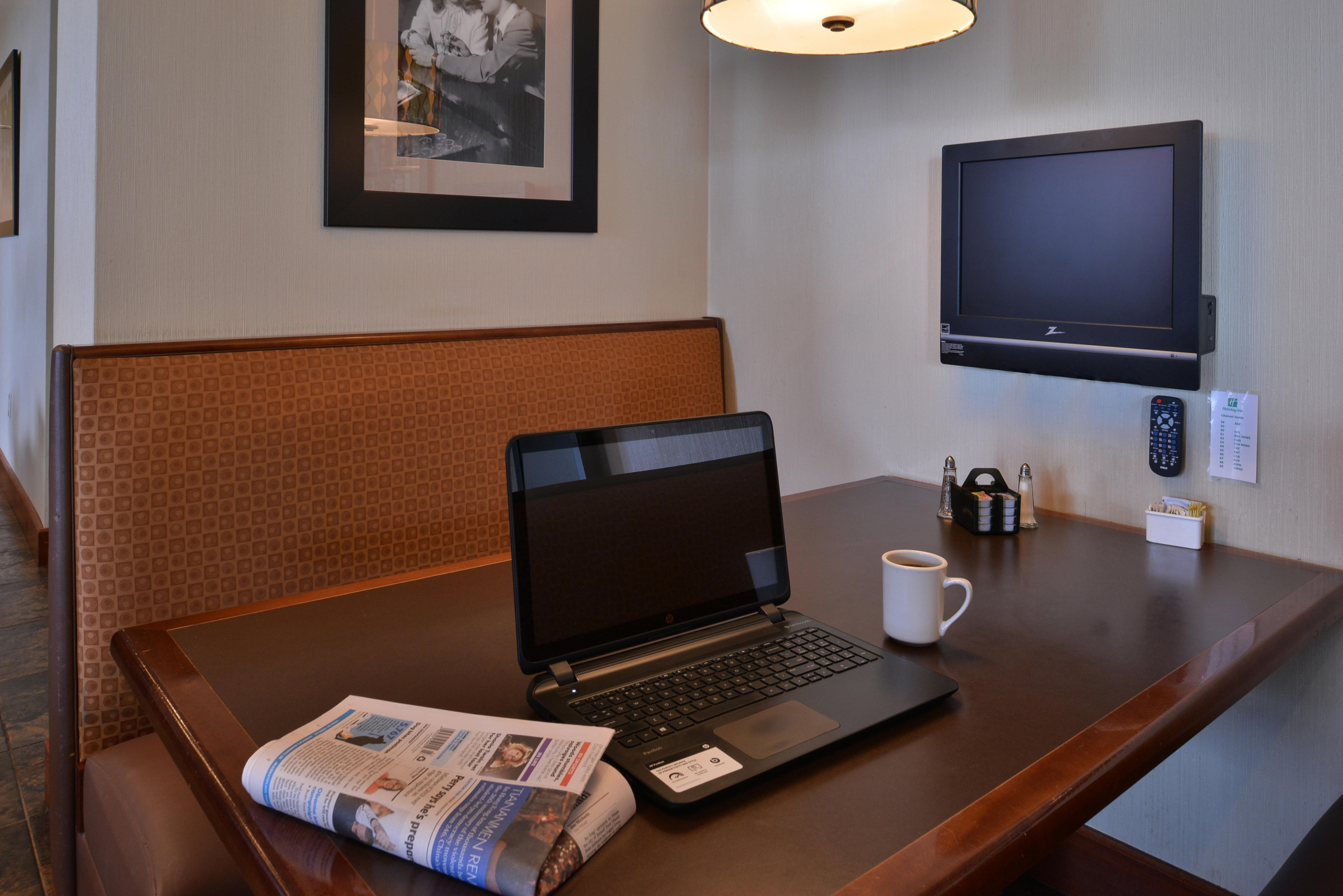 Holiday Inn Madison At The American Center By Ihg Exteriér fotografie