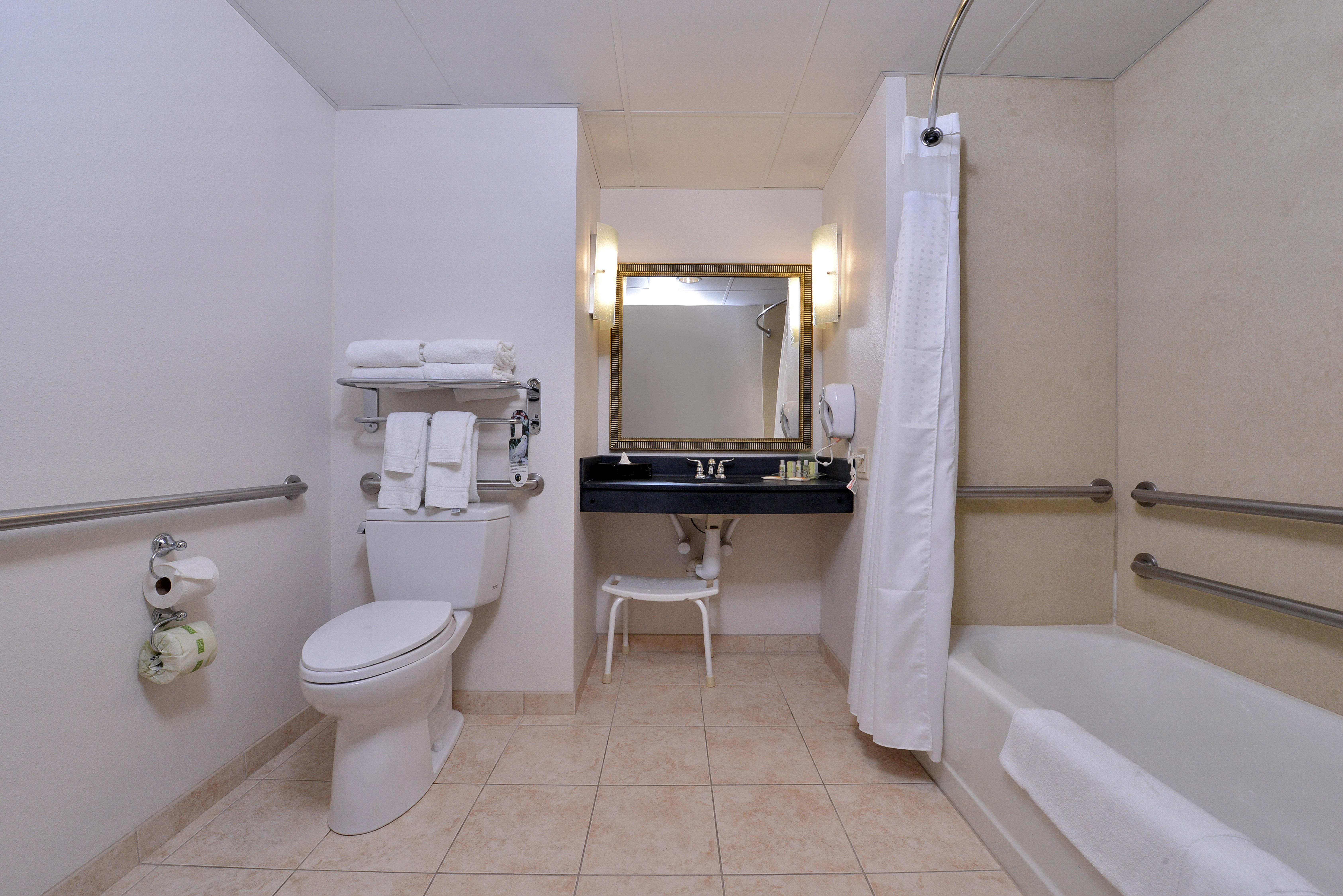 Holiday Inn Madison At The American Center By Ihg Exteriér fotografie