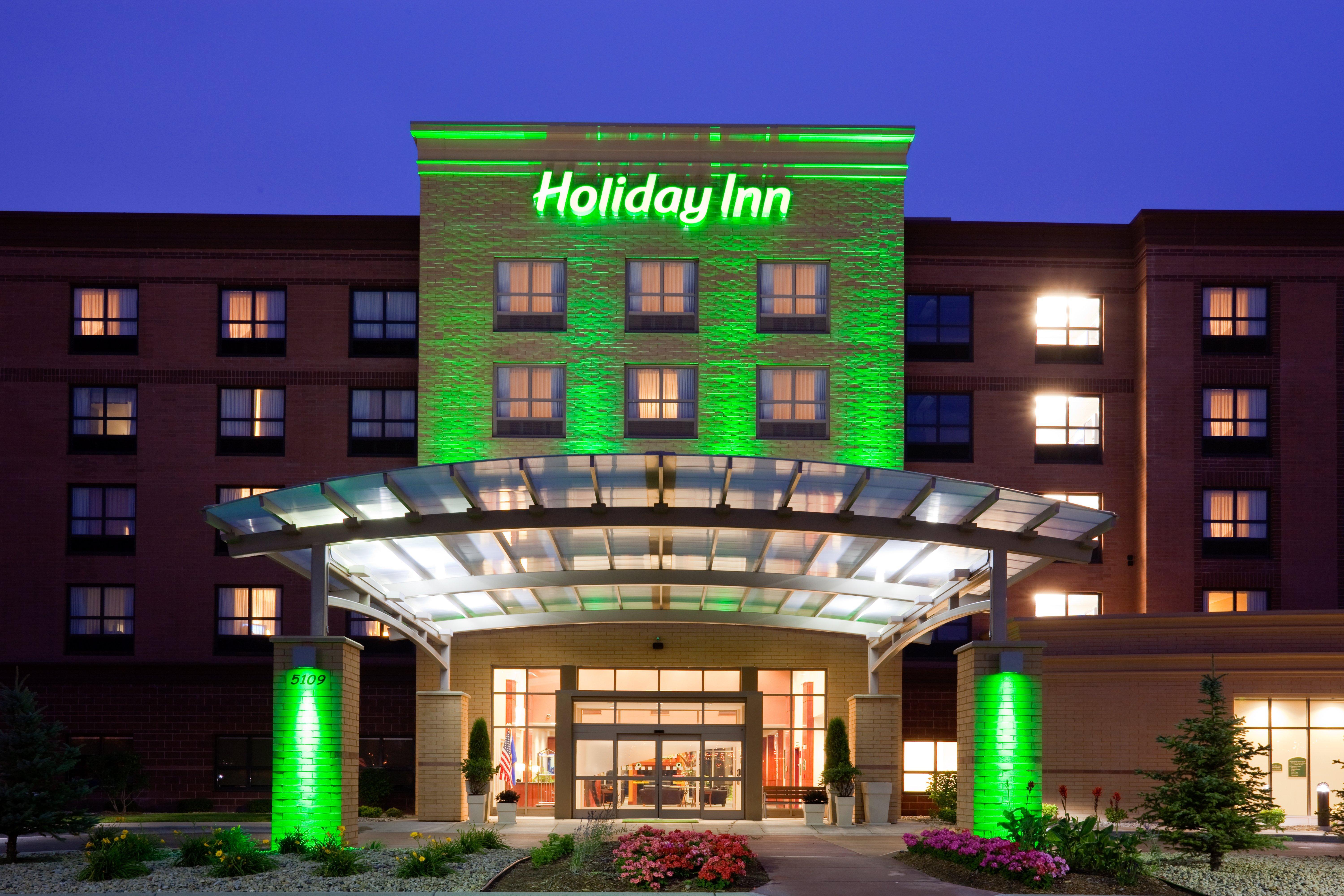 Holiday Inn Madison At The American Center By Ihg Exteriér fotografie