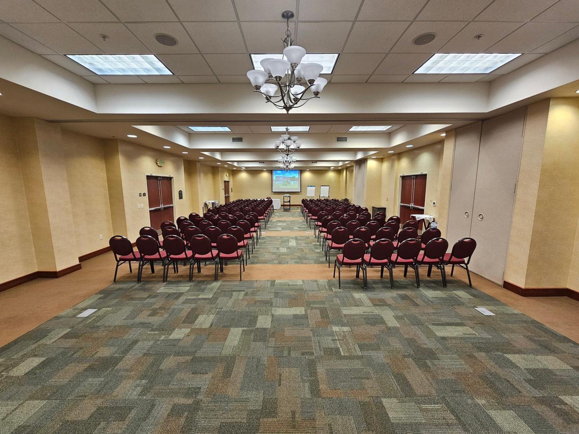 Holiday Inn Madison At The American Center By Ihg Exteriér fotografie